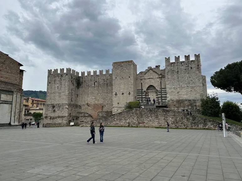 Castello dell'Imperatore, Italy